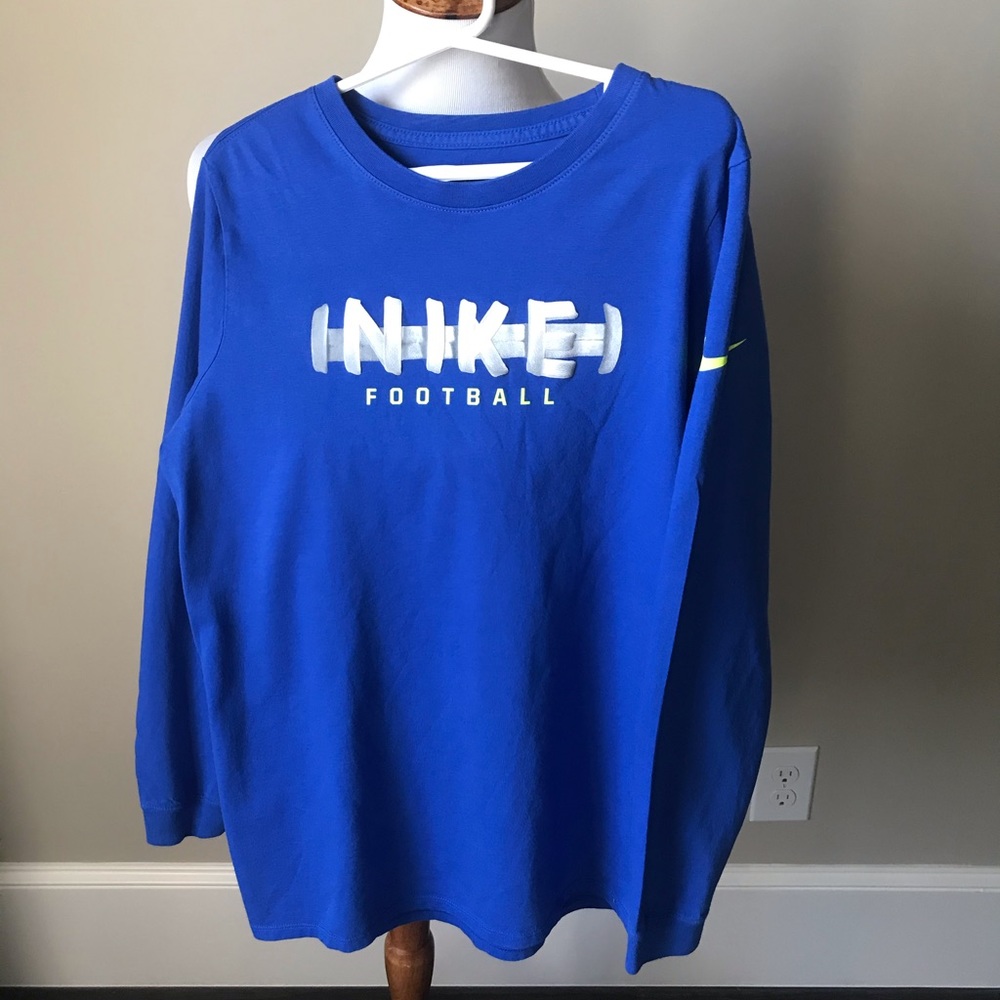 Nike football tshirt